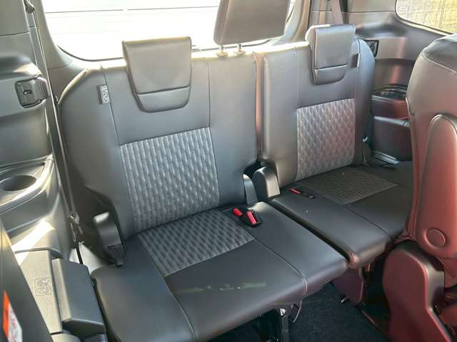 トヨタ ノア １．８ ハイブリッド Ｓ－Ｚ R7年 (東海) 99