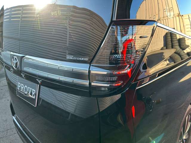 トヨタ ヴォクシー １．８ ハイブリッド Ｓ－Ｚ R7年 (東海) 99