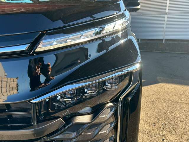 トヨタ ヴォクシー １．８ ハイブリッド Ｓ－Ｚ R7年 (東海) 99