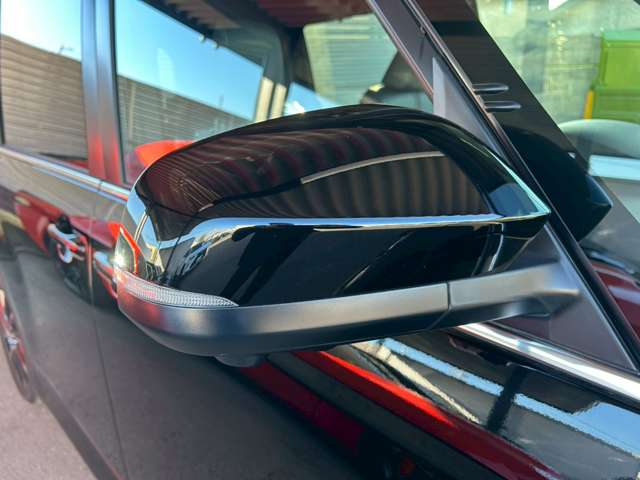 トヨタ ヴォクシー １．８ ハイブリッド Ｓ－Ｚ R7年 (東海) 99