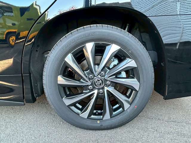 トヨタ ヴォクシー １．８ ハイブリッド Ｓ－Ｚ R7年 (東海) 99