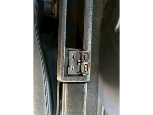 トヨタ ヴォクシー １．８ ハイブリッド Ｓ－Ｚ R7年 (東海) 99