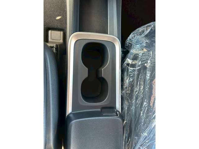 トヨタ ヴォクシー １．８ ハイブリッド Ｓ－Ｚ R7年 (東海) 99