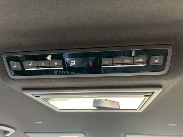 トヨタ ヴォクシー １．８ ハイブリッド Ｓ－Ｚ R7年 (東海) 99