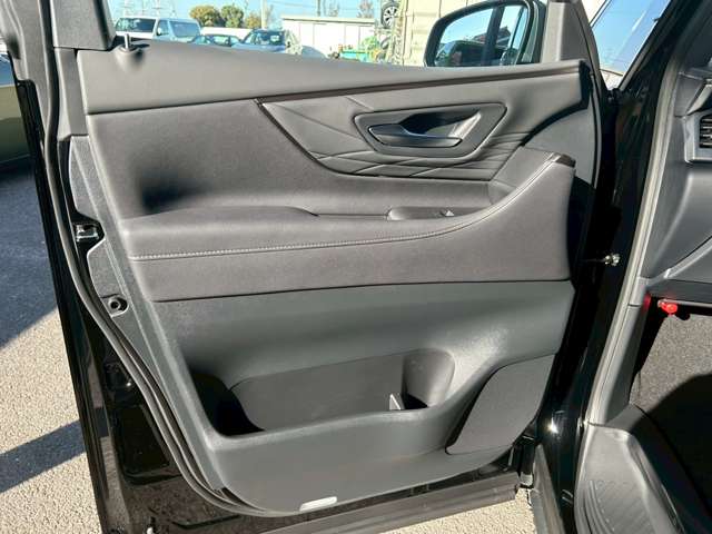 トヨタ アルファード　ハイブリッド ハイブリッド ２．５ Ｚ R7年 (東海) 99