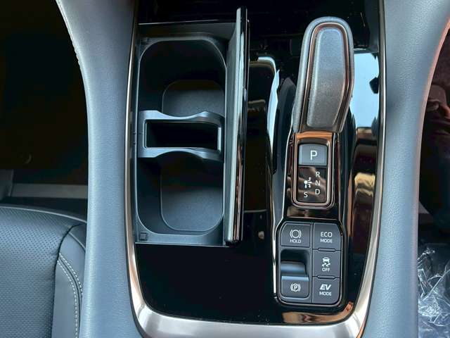 トヨタ アルファード　ハイブリッド ハイブリッド ２．５ Ｚ R7年 (東海) 99