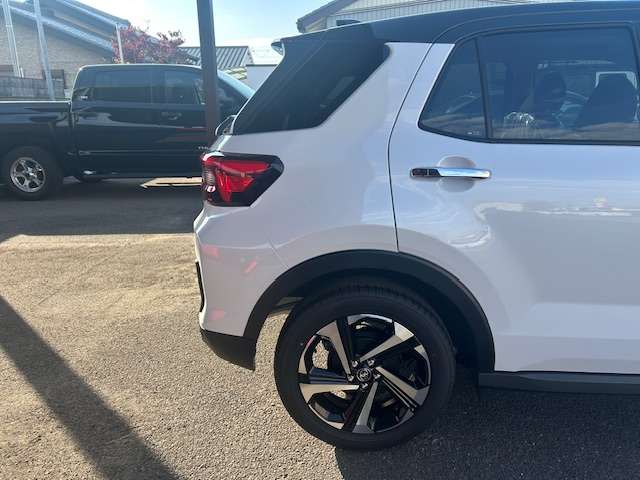 トヨタ ライズ　ハイブリッド ハイブリッド １．２ Ｚ R7年 (東海) 99