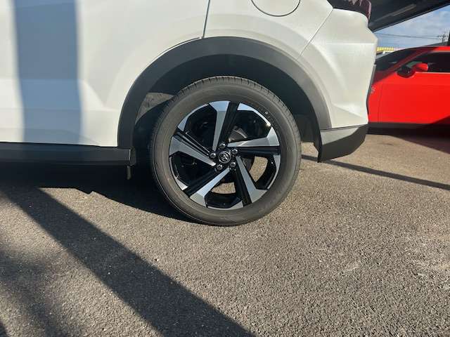 トヨタ ライズ　ハイブリッド ハイブリッド １．２ Ｚ R7年 (東海) 99