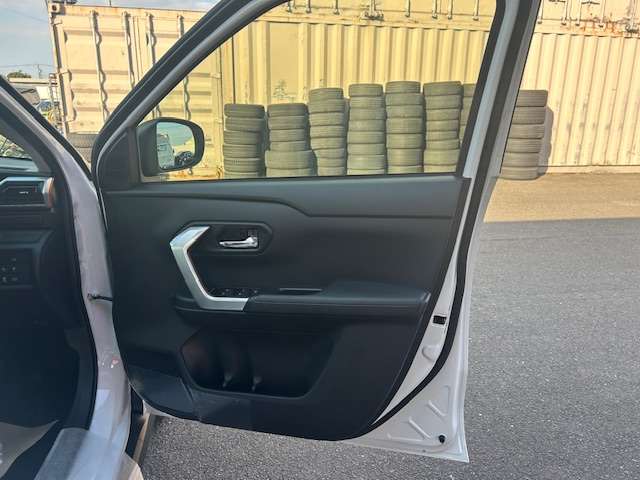 トヨタ ライズ　ハイブリッド ハイブリッド １．２ Ｚ R7年 (東海) 99