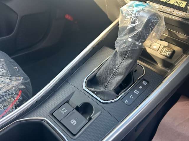 トヨタ ライズ　ハイブリッド ハイブリッド １．２ Ｚ R7年 (東海) 99