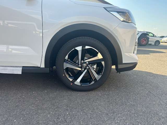 トヨタ ライズ　ハイブリッド ハイブリッド １．２ Ｚ R7年 (東海) 99