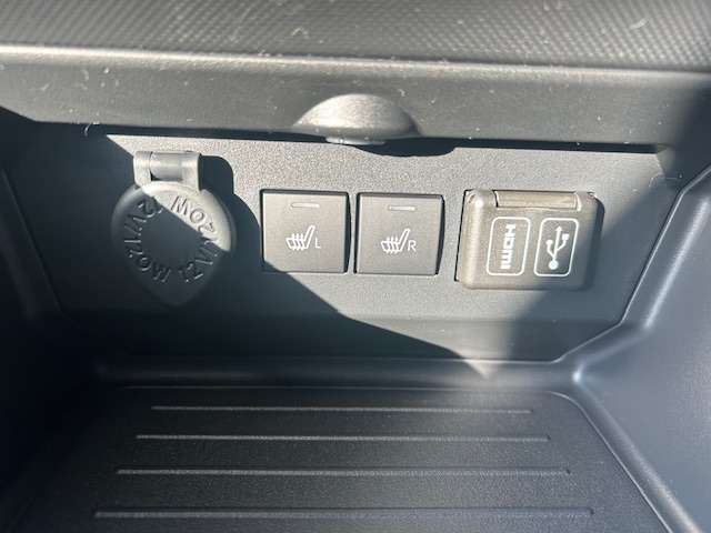 トヨタ ライズ　ハイブリッド ハイブリッド １．２ Ｚ R7年 (東海) 99