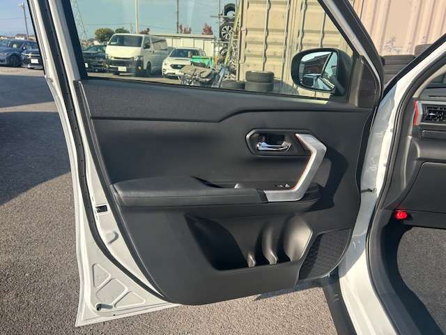 トヨタ ライズ　ハイブリッド ハイブリッド １．２ Ｚ R7年 (東海) 99