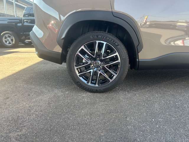 トヨタ カローラクロス　ハイブリッド １．８ ハイブリッド Ｚ R7年 (東海) 99