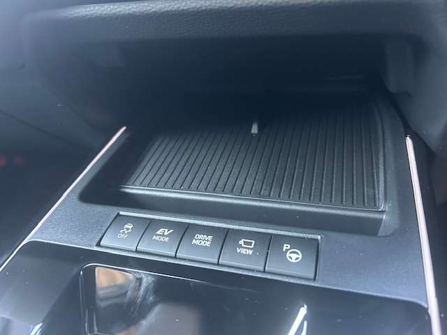 トヨタ カローラクロス　ハイブリッド １．８ ハイブリッド Ｚ R7年 (東海) 99