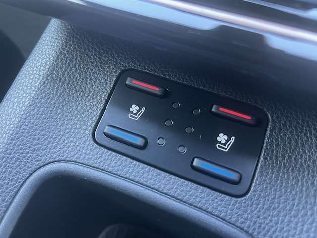 トヨタ カローラクロス　ハイブリッド １．８ ハイブリッド Ｚ R7年 (東海) 99