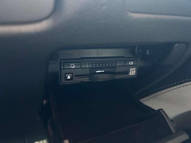 レクサス ＧＳ　Ｆ ５．０ H29年 (東海) 99