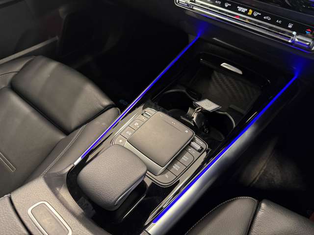 メルセデスベンツ ＥＱＡ ２５０ ＡＭＧライン R3年 (関東) 99