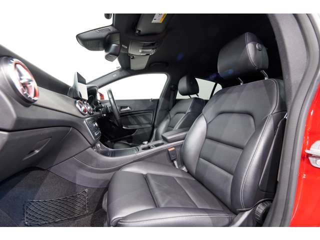 メルセデスベンツ ＣＬＡシューティングブレーク ＣＬＡ２２０ ４マチック ４ＷＤ H30年 (関東) 99