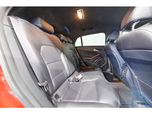 メルセデスベンツ ＣＬＡシューティングブレーク ＣＬＡ２２０ ４マチック ４ＷＤ H30年 (関東) 99