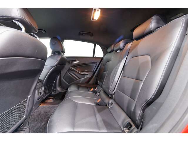 メルセデスベンツ ＣＬＡシューティングブレーク ＣＬＡ２２０ ４マチック ４ＷＤ H30年 (関東) 99