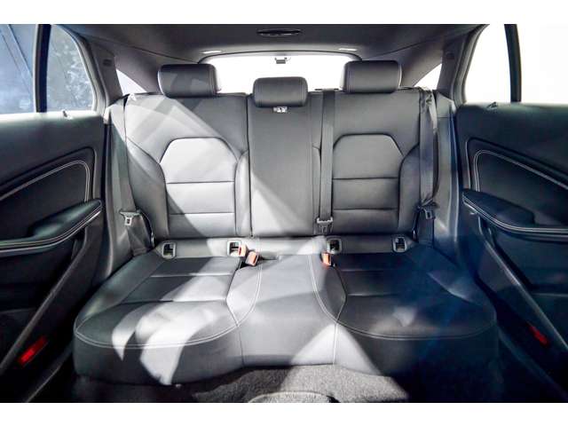 メルセデスベンツ ＣＬＡシューティングブレーク ＣＬＡ２２０ ４マチック ４ＷＤ H30年 (関東) 99