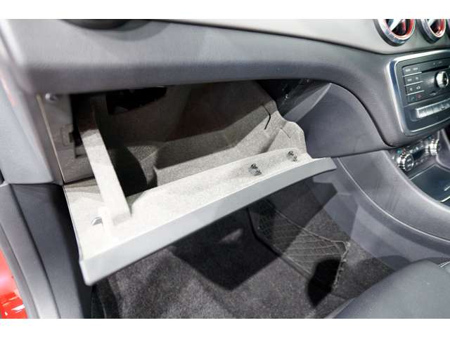 メルセデスベンツ ＣＬＡシューティングブレーク ＣＬＡ２２０ ４マチック ４ＷＤ H30年 (関東) 99