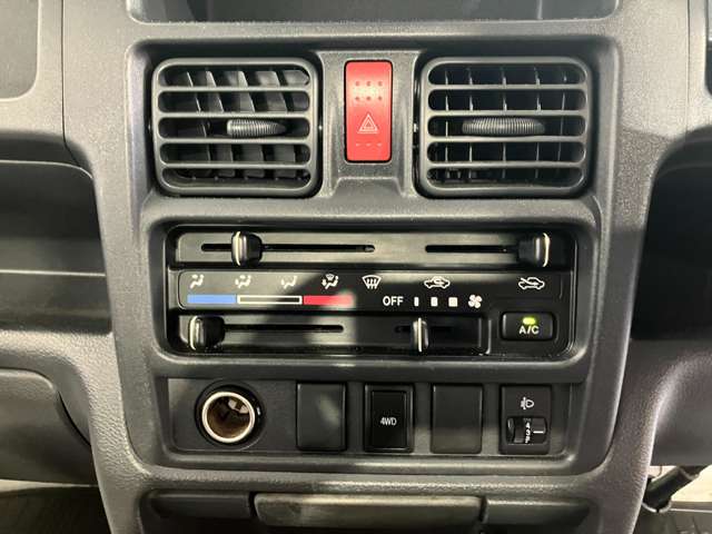 スズキ キャリイトラック ６６０ ＫＣエアコン・パワステ ３方開 ４ＷＤ H29年 (北海道) 99