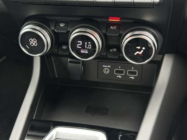 ルノー アルカナ アントラクト イーテック フルハイブリッド R6年 (近畿) 99