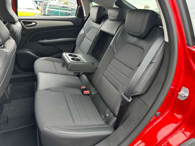 ルノー アルカナ アントラクト イーテック フルハイブリッド R6年 (近畿) 99