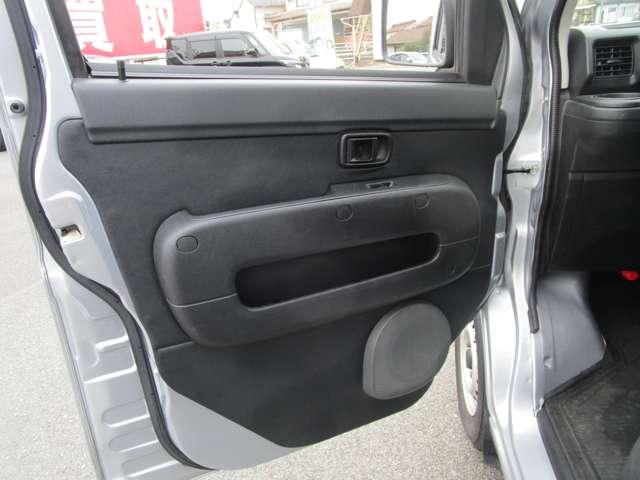 ダイハツ ハイゼットカーゴ ６６０ デラックス ハイルーフ H30年 (中国) 99