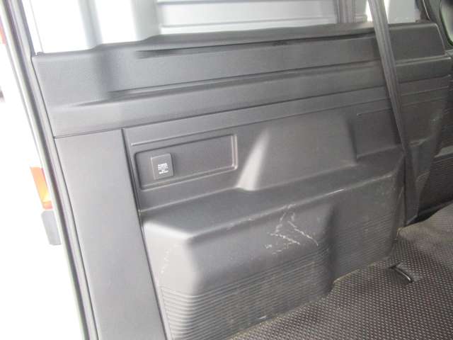 ホンダ Ｎ−ＶＡＮ ６６０ Ｌ ４ＷＤ H30年 (中国) 99