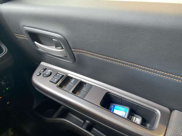 ホンダ フリード＋　ハイブリッド １．５ ハイブリッド クロスター ホンダセンシング R2年 (九州・沖縄) 99