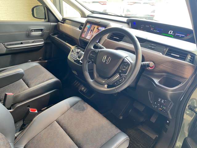 ホンダ フリード＋　ハイブリッド １．５ ハイブリッド クロスター ホンダセンシング R2年 (九州・沖縄) 99