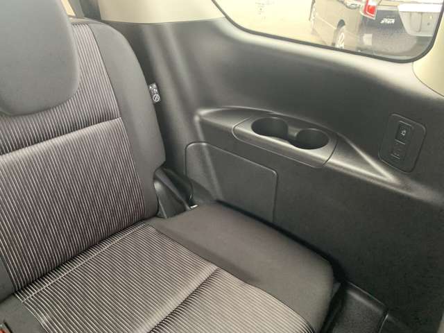 日産 セレナ １．２ Ｅ－ＰＯＷＥＲ ハイウェイスター Ｖ R3年 (東北) 99