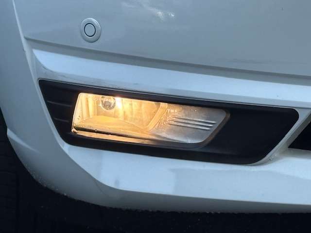 日産 ノート １．２ Ｅ－ＰＯＷＥＲ メダリスト R2年 (東北) 99