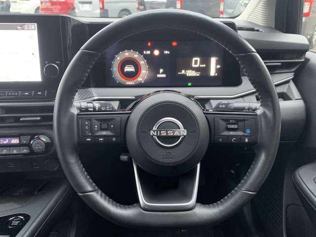 日産 ノート １．２ Ｘ ＦＯＵＲ ４ＷＤ R5年 (東北) 99