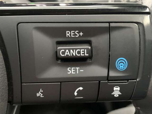 日産 ノート １．２ Ｘ ＦＯＵＲ ４ＷＤ R5年 (東北) 99