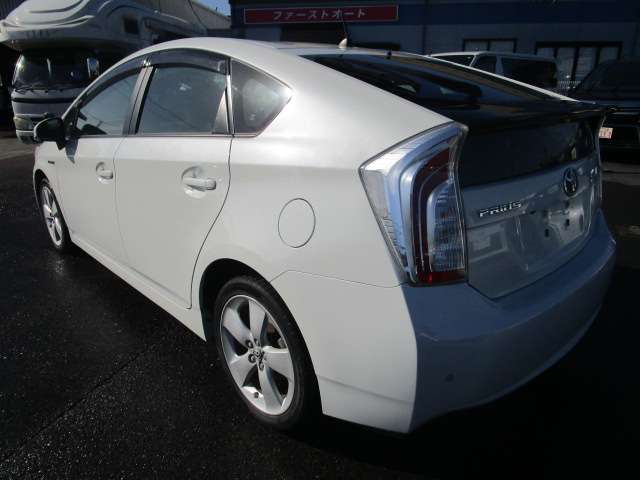 トヨタ プリウス １．８ Ｓ ツーリングセレクション H24年 (関東) 99