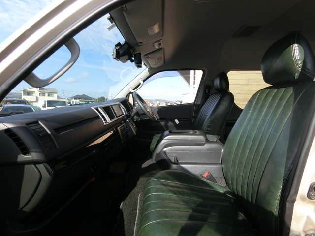 トヨタ ハイエースワゴン ２．７ グランドキャビン ファインテックツアラー ４ＷＤ R5年 (中国) 99