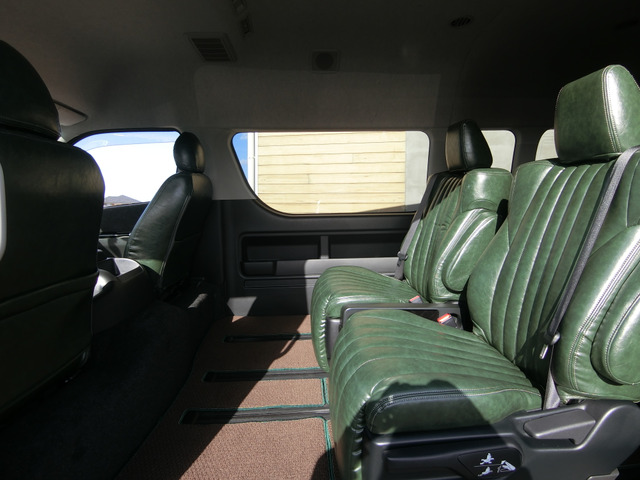 トヨタ ハイエースワゴン ２．７ グランドキャビン ファインテックツアラー ４ＷＤ R5年 (中国) 99