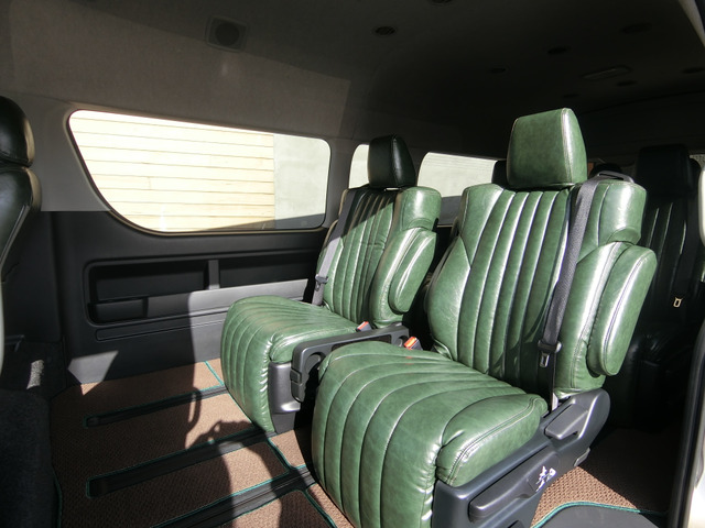 トヨタ ハイエースワゴン ２．７ グランドキャビン ファインテックツアラー ４ＷＤ R5年 (中国) 99