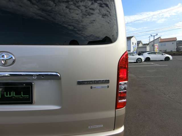 トヨタ ハイエースワゴン ２．７ グランドキャビン ファインテックツアラー ４ＷＤ R5年 (中国) 99
