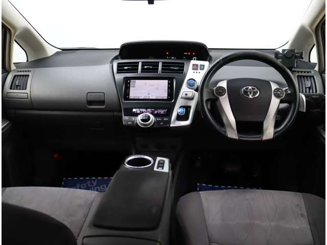 トヨタ プリウスΑ １．８ Ｇ H23年 (関東) 99