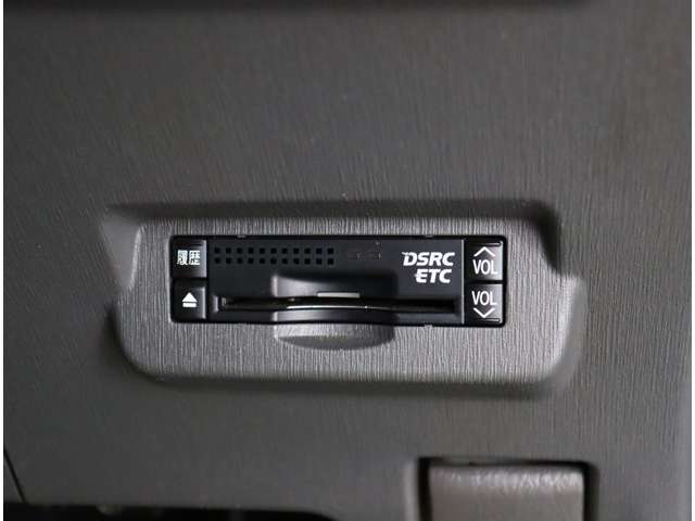 トヨタ プリウスΑ １．８ Ｇ H23年 (関東) 99