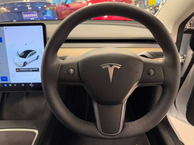 テスラ モデル３ スタンダードレンジ R3年 (関東) 99