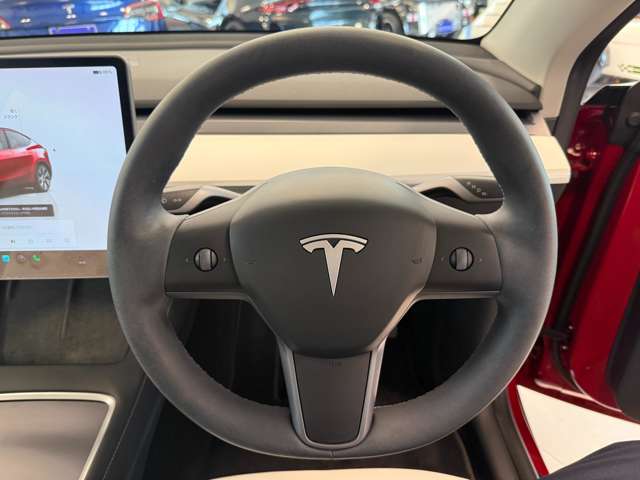 テスラ モデルＹ ＲＷＤ R4年 (関東) 99