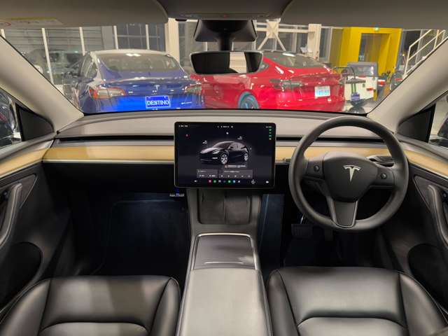 テスラ モデルＹ ＲＷＤ R5年 (関東) 99