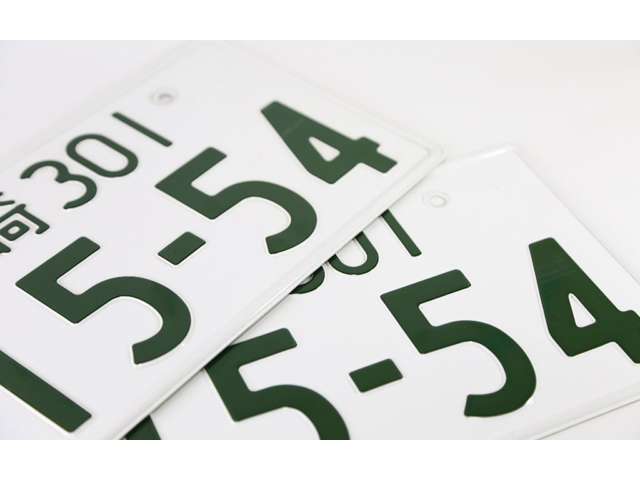 テスラ モデルＹ ＲＷＤ R5年 (関東) 99