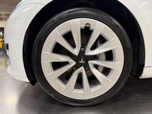 テスラ モデル３ ＲＷＤ R5年 (関東) 99
